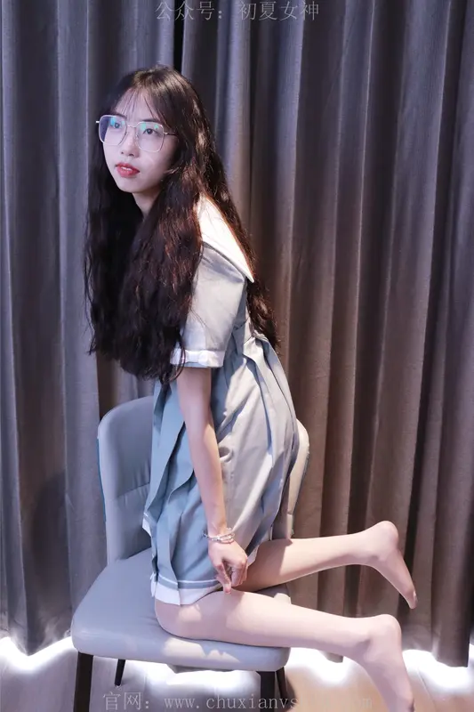 初夏女神 NO.008 雪糕 浅蓝色JK裙搭配小白鞋 9